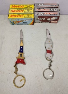 lot 189 image: Lot of Six NOS Novelty Keychain Knives
