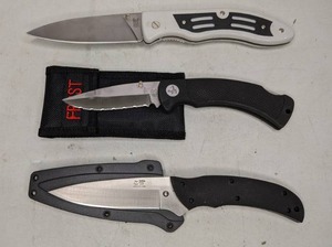 lot 342 image: Lot of Three Knives - New