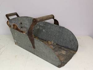 lot 180 image: Antique Metal GrainFeed Scoop with Wood Handles
