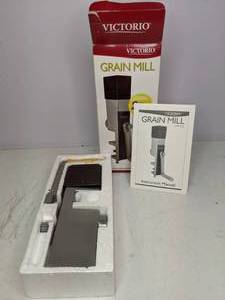 lot 163 image: Victorio Hand Operated Grain Mill