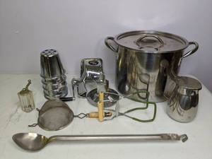 lot 164 image: Lot of Stainless Steel Cookware & Accessories