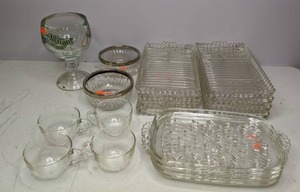 lot 167 image: Assorted Clear Glass Servingware