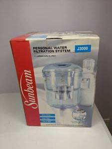 lot 62 image: Sunbeam Personal Water Filtration System - NIB