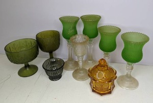 lot 68 image: Nine Pieces of Vintage Glassware