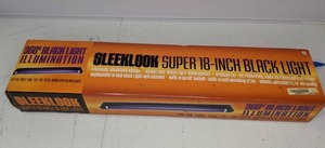 lot 69 image: Sleeklook Super 18 Black Light