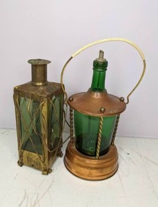 lot 124 image: Pair of Green Glass Lanterns w Metal Casing