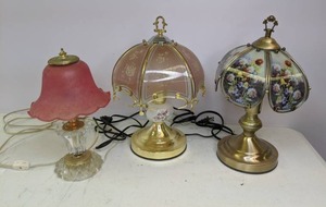 lot 109 image: Three Small Table Lamps w Glass Shades