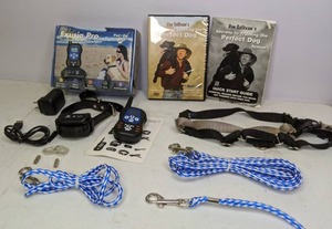 lot 125 image: Lot of Dog Training Gear