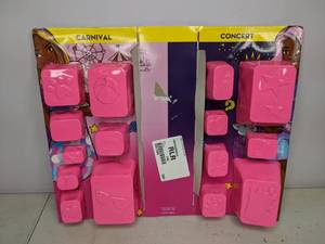 lot 277 image: Barbie Ultimate Color Reveal Carnival to Concert - Missing Doll