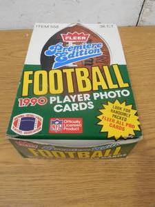 lot 22 image: 1990 Fleer Football Display Box of 36 Packs