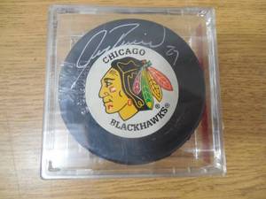 lot 34 image: Jeremy Roenick Autographed Hockey Puck with Case