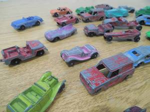 lot 160 image: 1960s Dinky & Tootsie Toy Cars