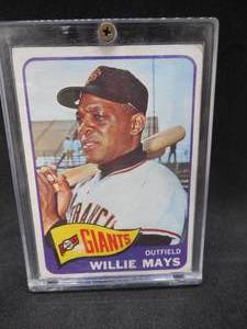 lot 201 image: 1965 Topps #250 Willie Mays
