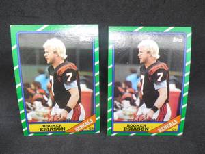 lot 213 image: (2) 1986 Topps Boomer Esiason Rookie Cards #255