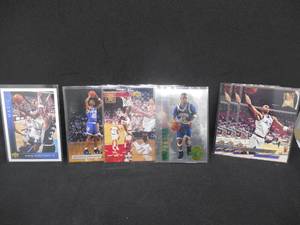 lot 229 image: (8) 1993 Anfernee Hardaway Rookie Card Lot