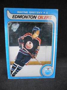 lot 236 image: 1979-80 Topps Wayne Gretzky Rookie Card #18 - HOLY GRAIL LK