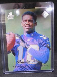 lot 252 image: 1998 Edge Randy Moss Rookie Card #157