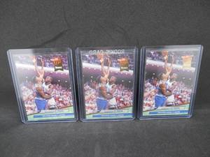 lot 257 image: (3) 1992 Shaquille ONeal Rookie Cards - Ultra #328