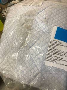 lot 7 image: Cooling Gel Memory Foam Mattress Pad Queen, MB34-Q-WHITE, NEW