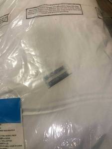 lot 21 image: Firmest Down Queen Pillow (1), PP37-Q-WHITE, NEW