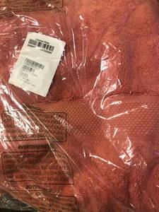 lot 27 image: Luxury bath towels Sterling Copper Solid Supima Cotton Bath Towel (1), VJ94-BATH-COPPER, NEW