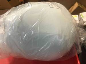 lot 33 image: Serene Foam Hypoallergenic Memory Foam Topper, 10021-Q-WHITE, NEW