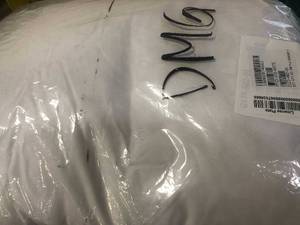 lot 42 image: Best Soft Down Standard Pillow (1), PP33-STD-WHITE, NEW