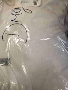 lot 60 image: Supreme Medium Down Standard Pillow (1), PP47-STD-WHITE, NEW