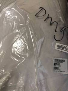 lot 67 image: Firm Down Queen Pillow (1), PP35-Q-WHITE, NEW