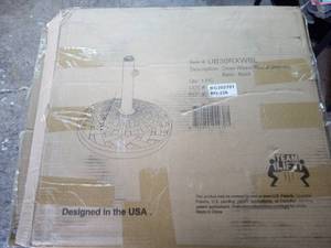lot 79 image: Cross Weave Round Metal Patio Umbrella Base in Black