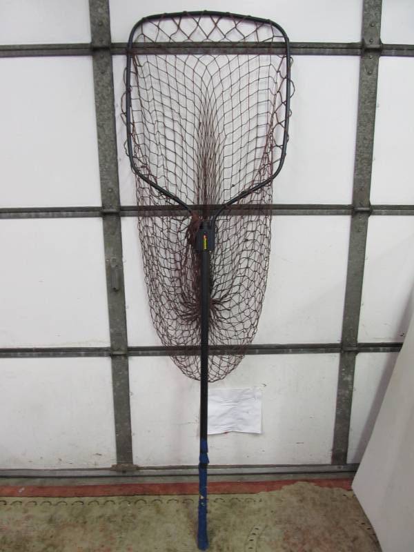 LARGE Frabill Roughneck Fishing Net, Large Little Canada Estate Auction -  Antiques Collectibles & MORE!!
