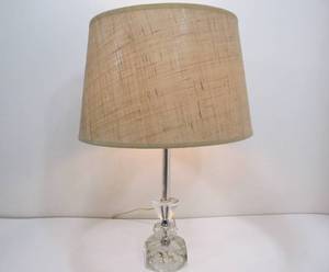lot 73 image: Nice Faceted Glass Accent Table Lamp