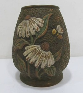 lot 103 image: Vintage Art Pottery Terra Cotta Vase wFlower & Bumblebee Design