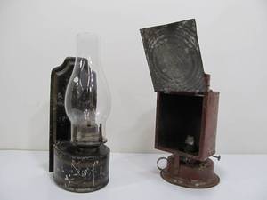 lot 256 image: 2 Antique Lin Lanterns 