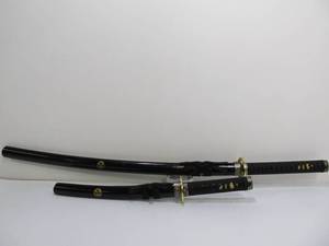 lot 41 image: Pair of Decorative Samurai Swords wScabbards