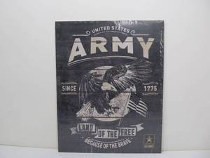 lot 121 image: Brand New Wooden US ARMY Wall Sign