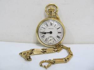 lot 175 image: Vintage 1970s Westclox Pocket Watch wTrain Case