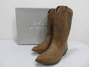 lot 279 image: New Unused Pair of COCONUTS Gaucho Leather Cowboy Boots - Size 8.5