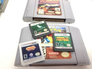 lot 195 image: Large Lot of Assorted Video Games