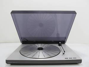 lot 6 image: Working Bang & Olufsen Beogram RX2 Turntable