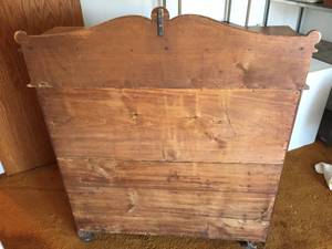 lot 68 image: Vintage Wooden 7 Drawer Dresser