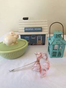 lot 173 image: Assorted Home Decor