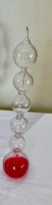 lot 218 image: Red Home Decor Items