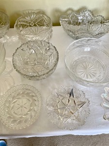 lot 230 image: Decorative Serving Pieces