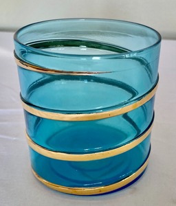lot 250 image: 3 Blue Vases