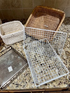 lot 247 image: Napkin Holders and More