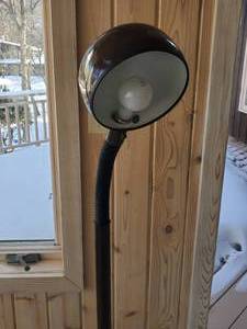 lot 151 image: Vintage Reading Lamp