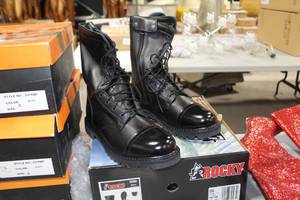 Rocky Mens Boot 10-12 Black 2090 (in box)