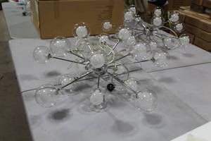 Chandelier 28Dx13H