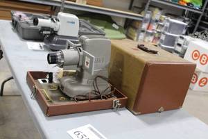 Three Dimension Co. TDC Selectron Semimatic 2x2 Slide Projector D with Case